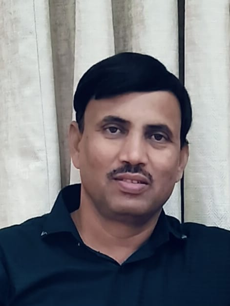श्री त्र्यंबक छबुताई अजाबराव गिरमकर